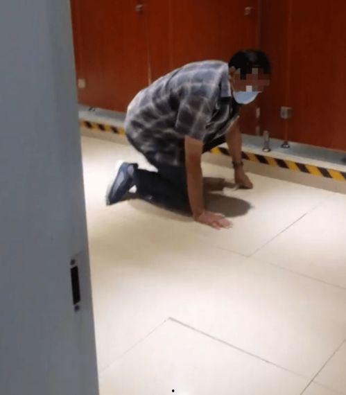 偷看女厕视频,偷窥女厕视频事件引发社会关注